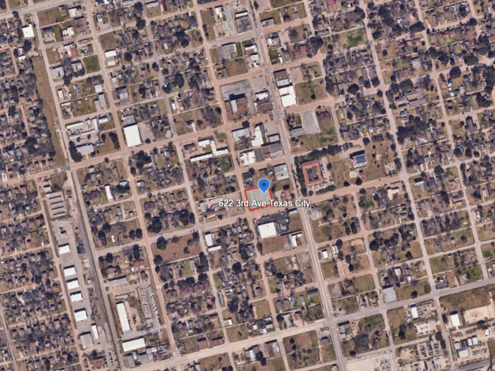 Image 4: Closer top-down view of the property showing open
