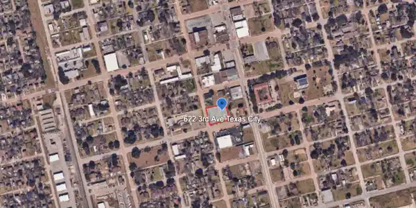Image 4: Closer top-down view of the property showing open