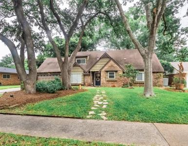 221 Bayou View Drive