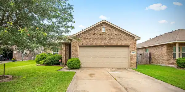 2218 Moonstone Court