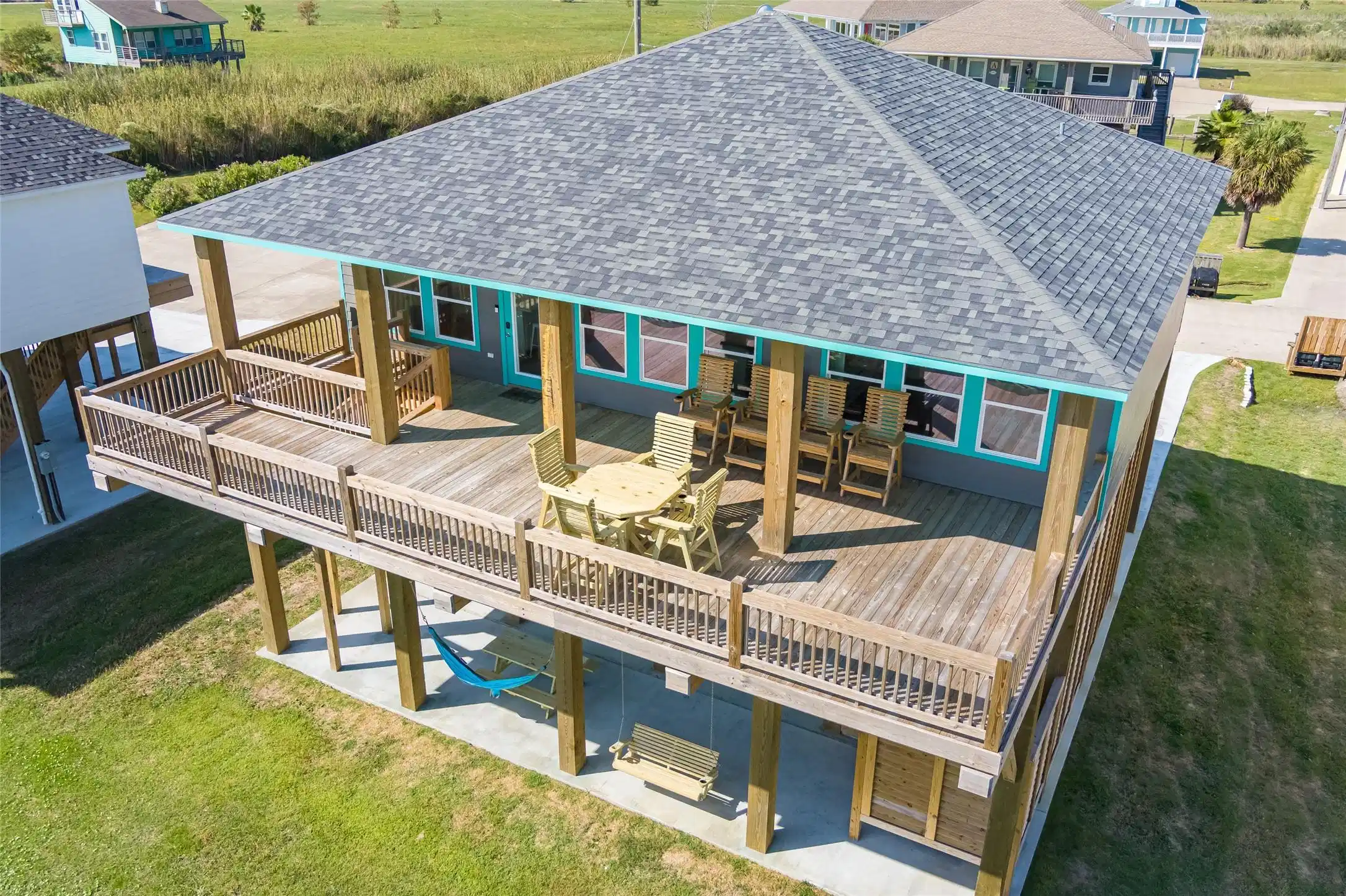 Image 1: Welcome to 4406 Whaler Lane!