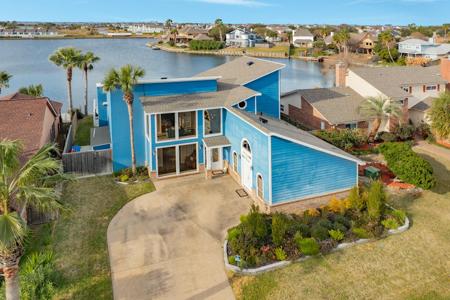 24 Quintana Drive