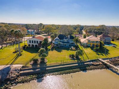 5123 W Bayshore Drive
