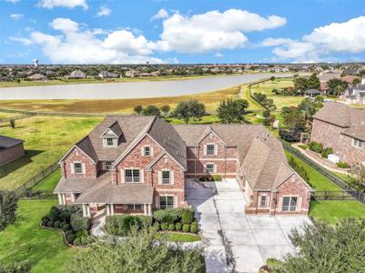 3914 Lake Star Drive