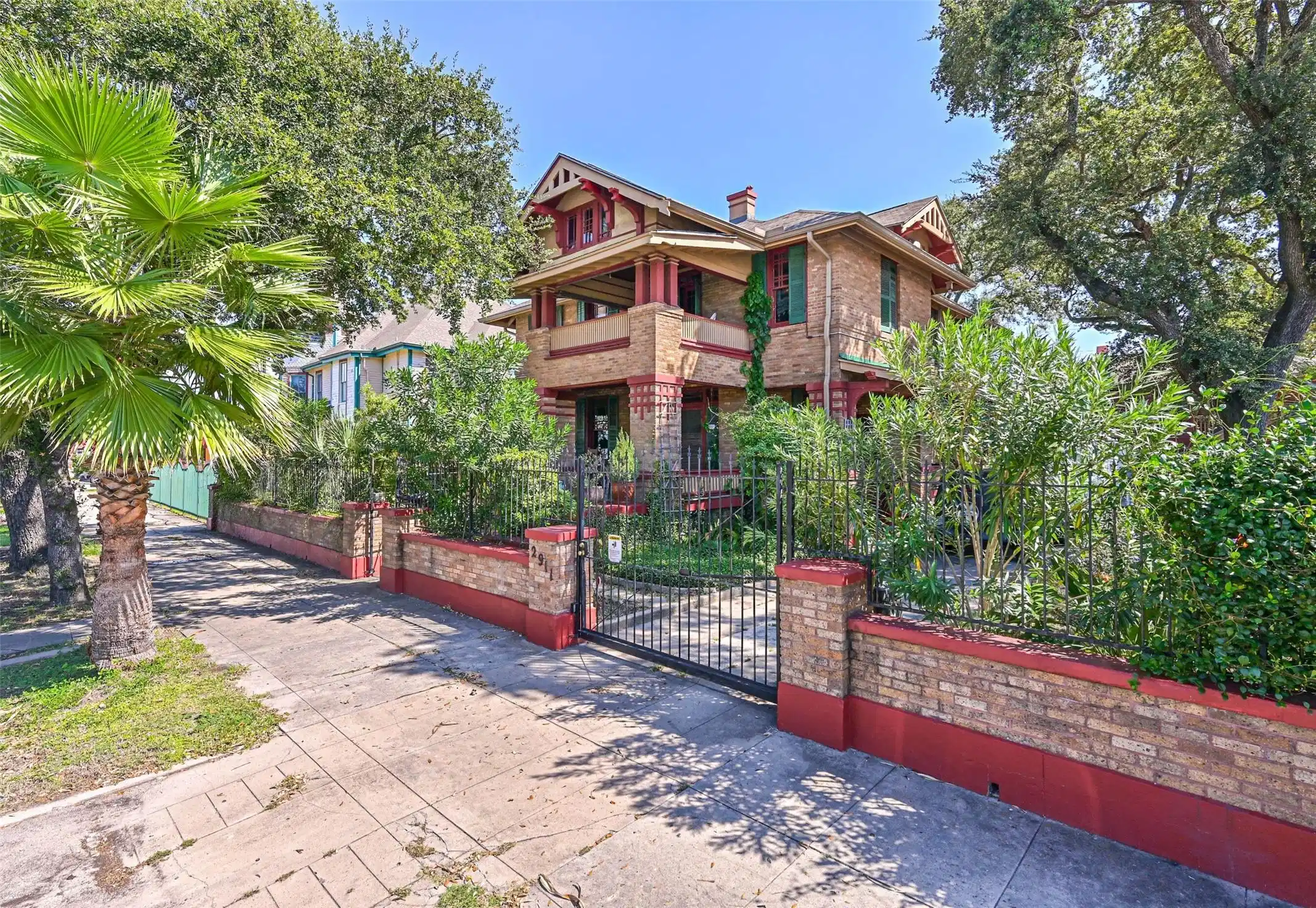 Image 1: Gorgeous Broadway Mansion was Built in 1915 on Two