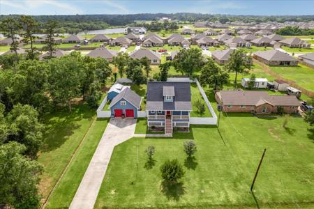 4424 Country Club Drive