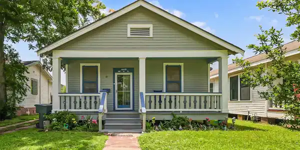 4825 Avenue N 1/2