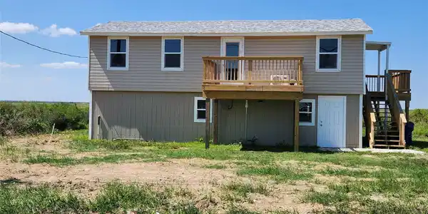 203 Glenda Court