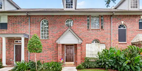1253 El Camino Village Drive