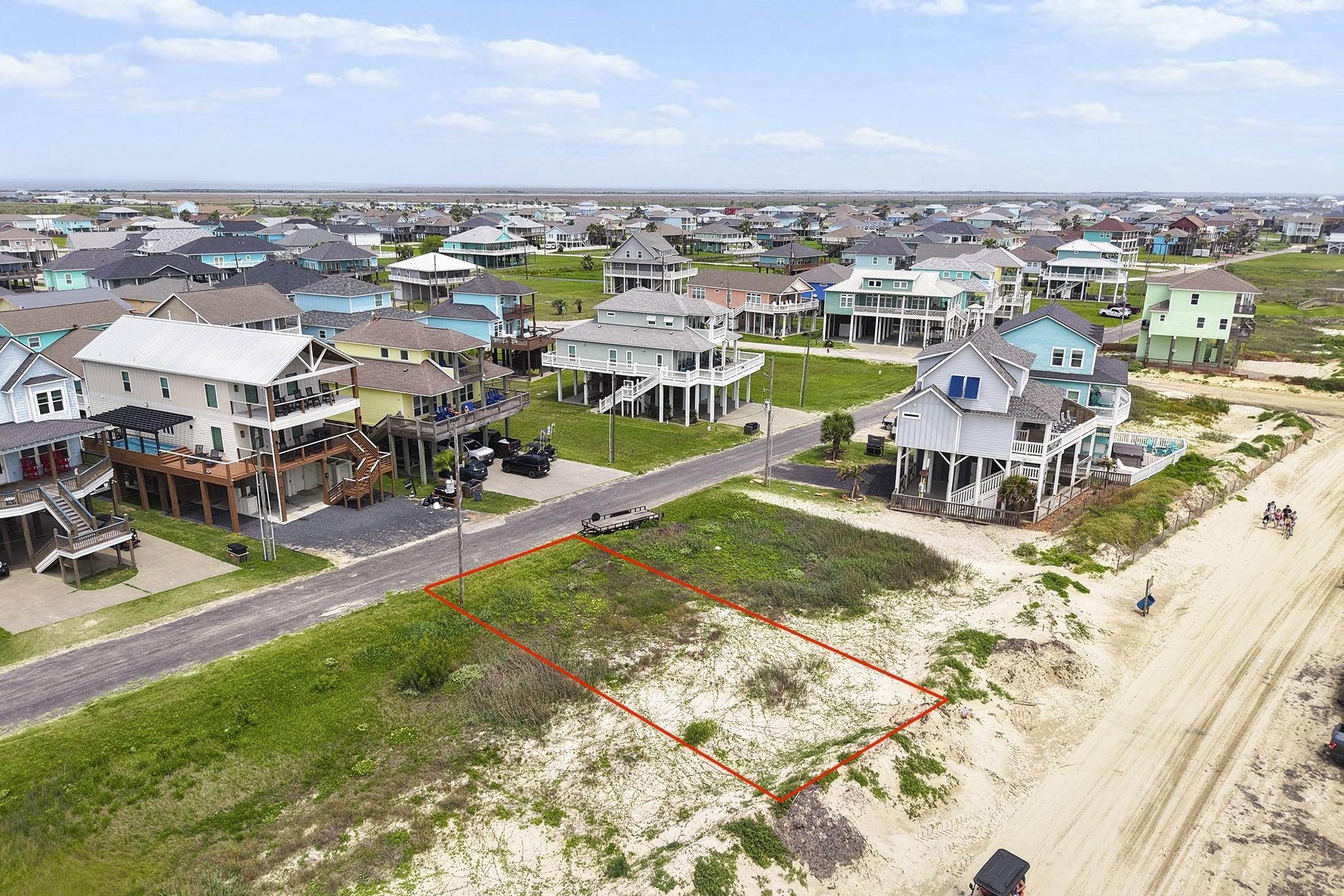 Image 2: A closer look at the homesite reveals its balanced