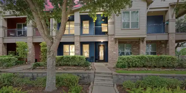 706 Water Street
