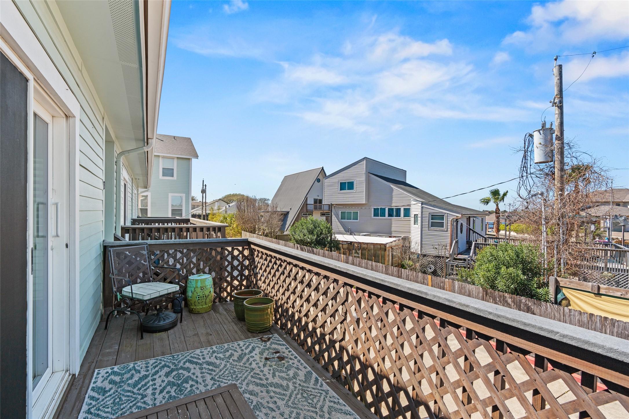 Image 3: Front balcony