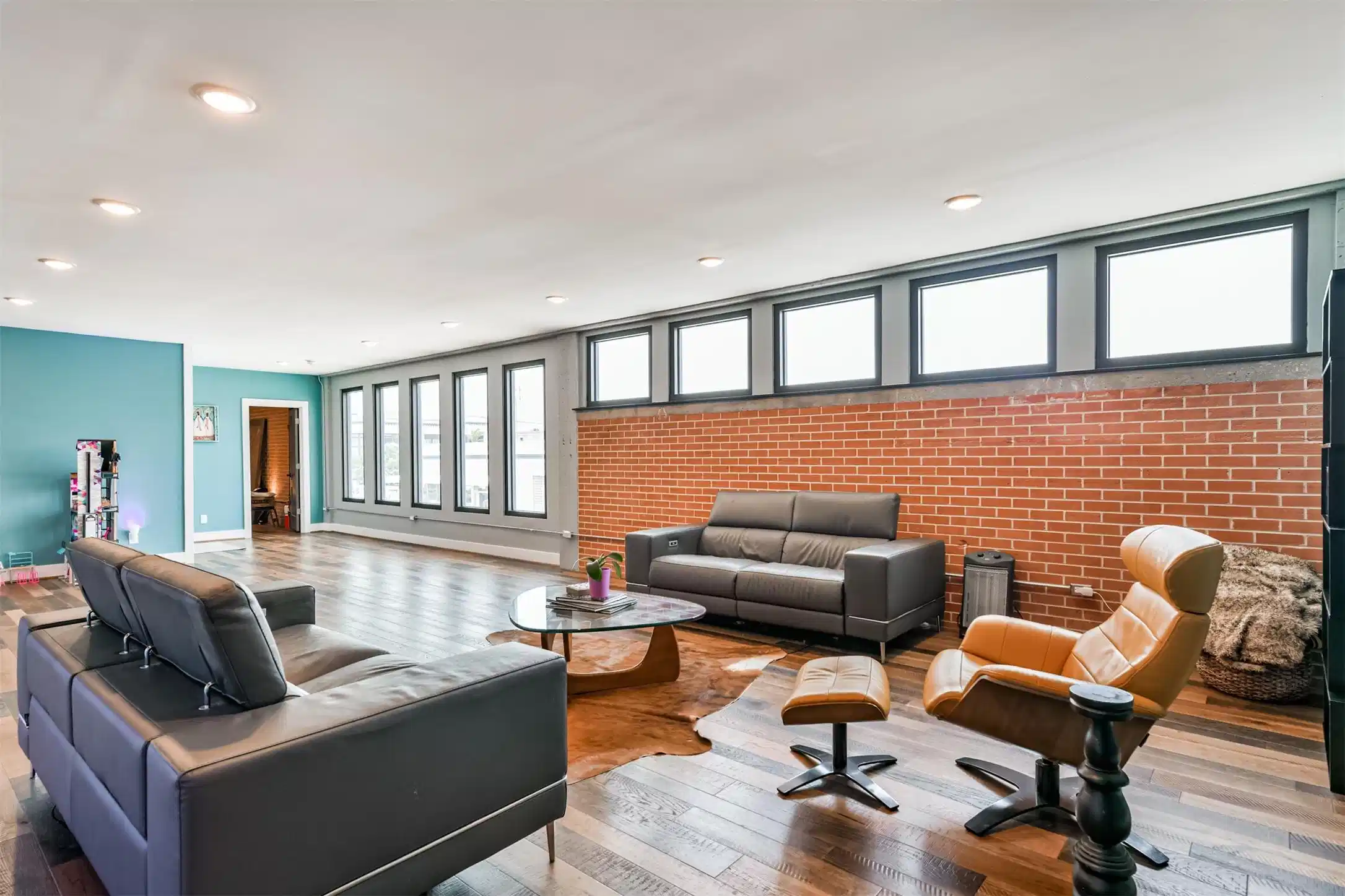 Image 1: 2nd Floor - 3,622sf Residence