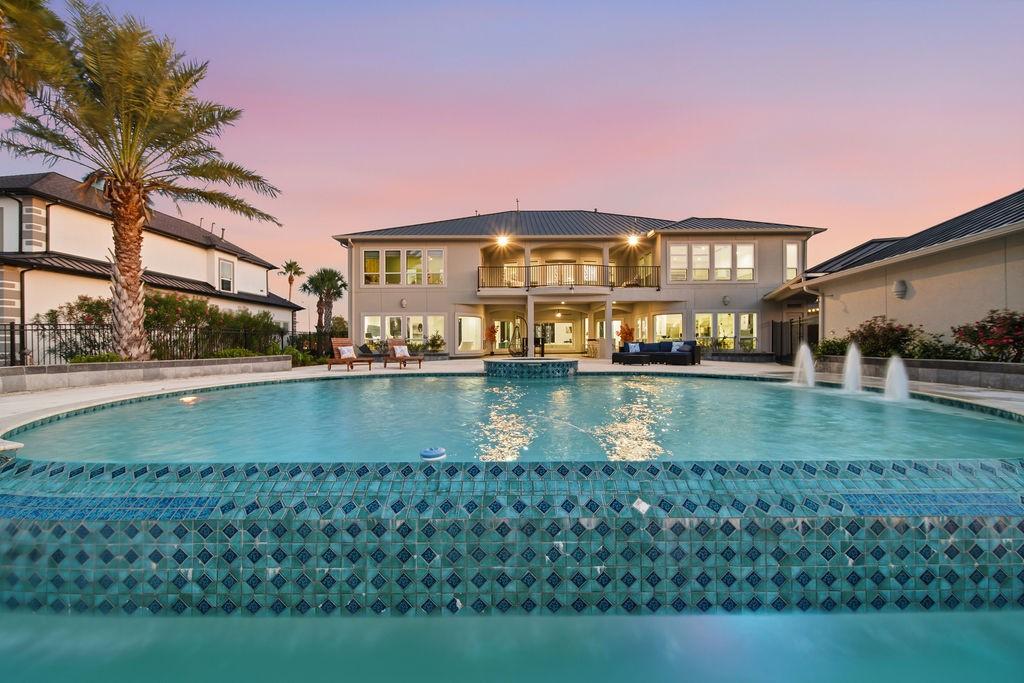 Image 3: Grunite heated in ground pool and spa