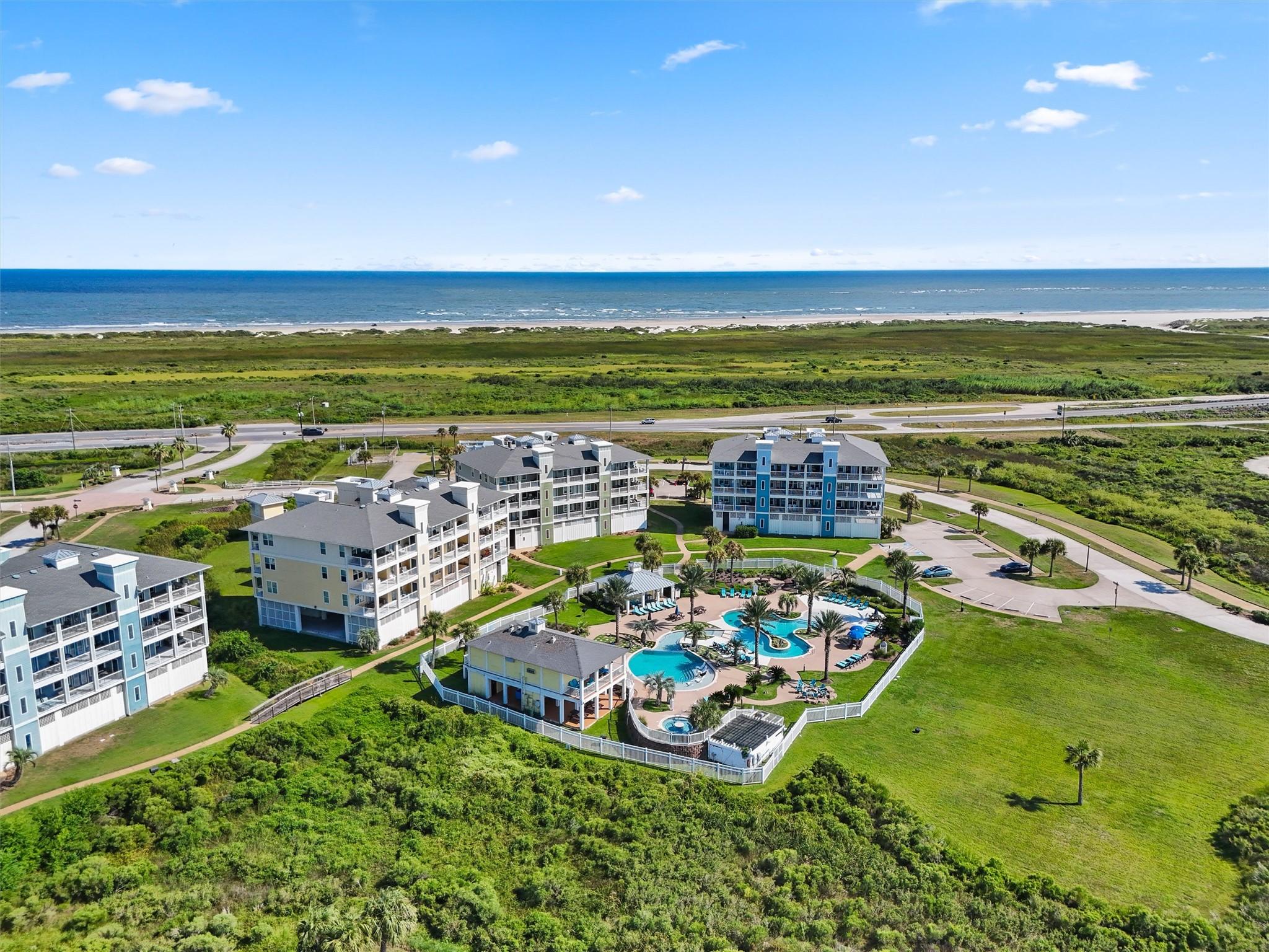 Image 2: Living here means endless opportunities for relaxa