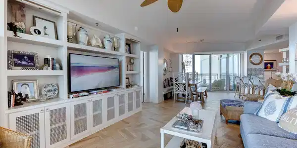 801 E Beach Drive