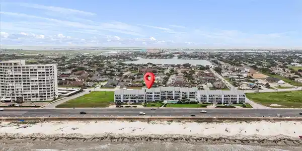 7600 Seawall Boulevard