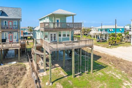 103 Coral Court