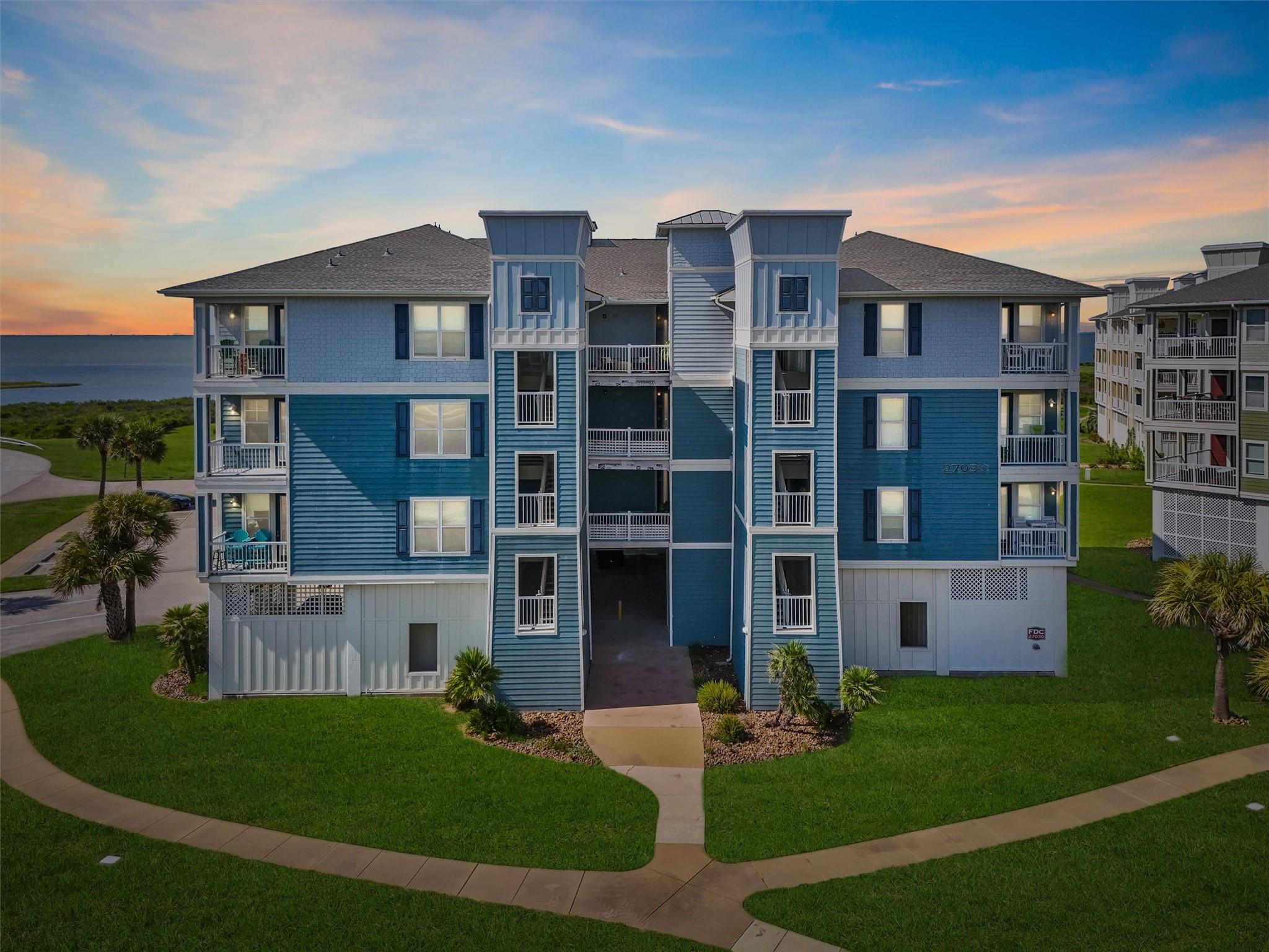 Image 4: This beautifully maintained second-floor condo off