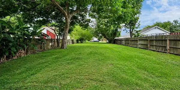 Image 2: A ground-level view highlights a level, grass-cove