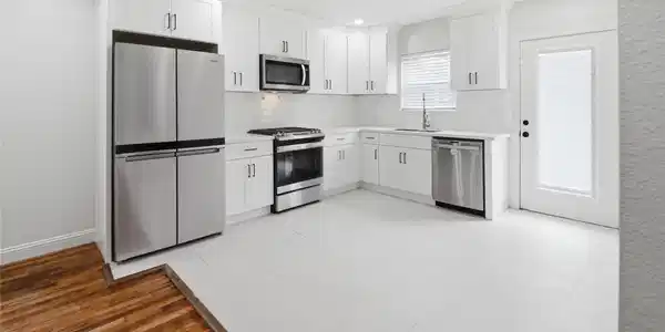 318 2nd Street N