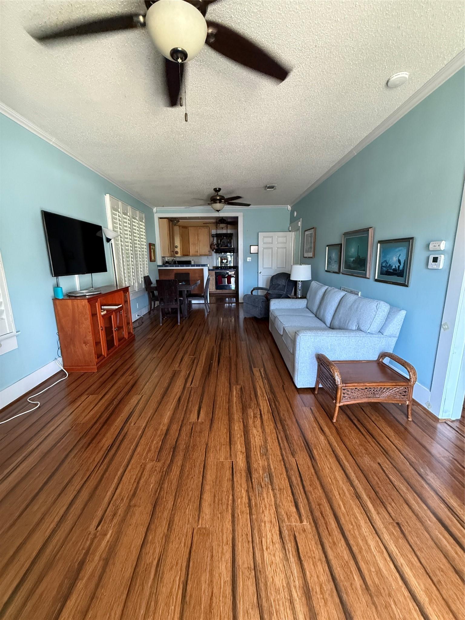 Image 2: Main living area.