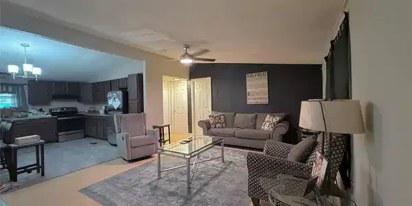 Image 2: Living room