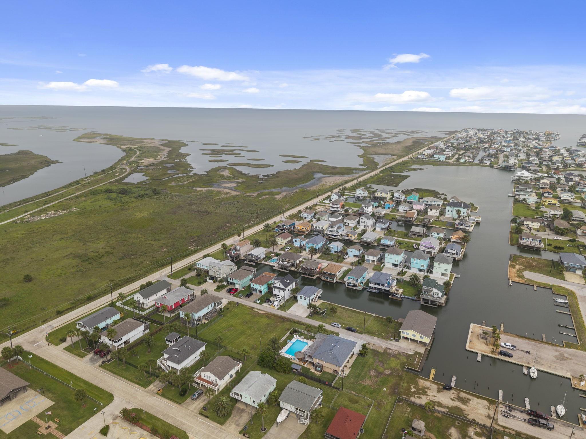 Image 3: 16708 Cabeza De Vaca, Jamaica Beach, TX 77554