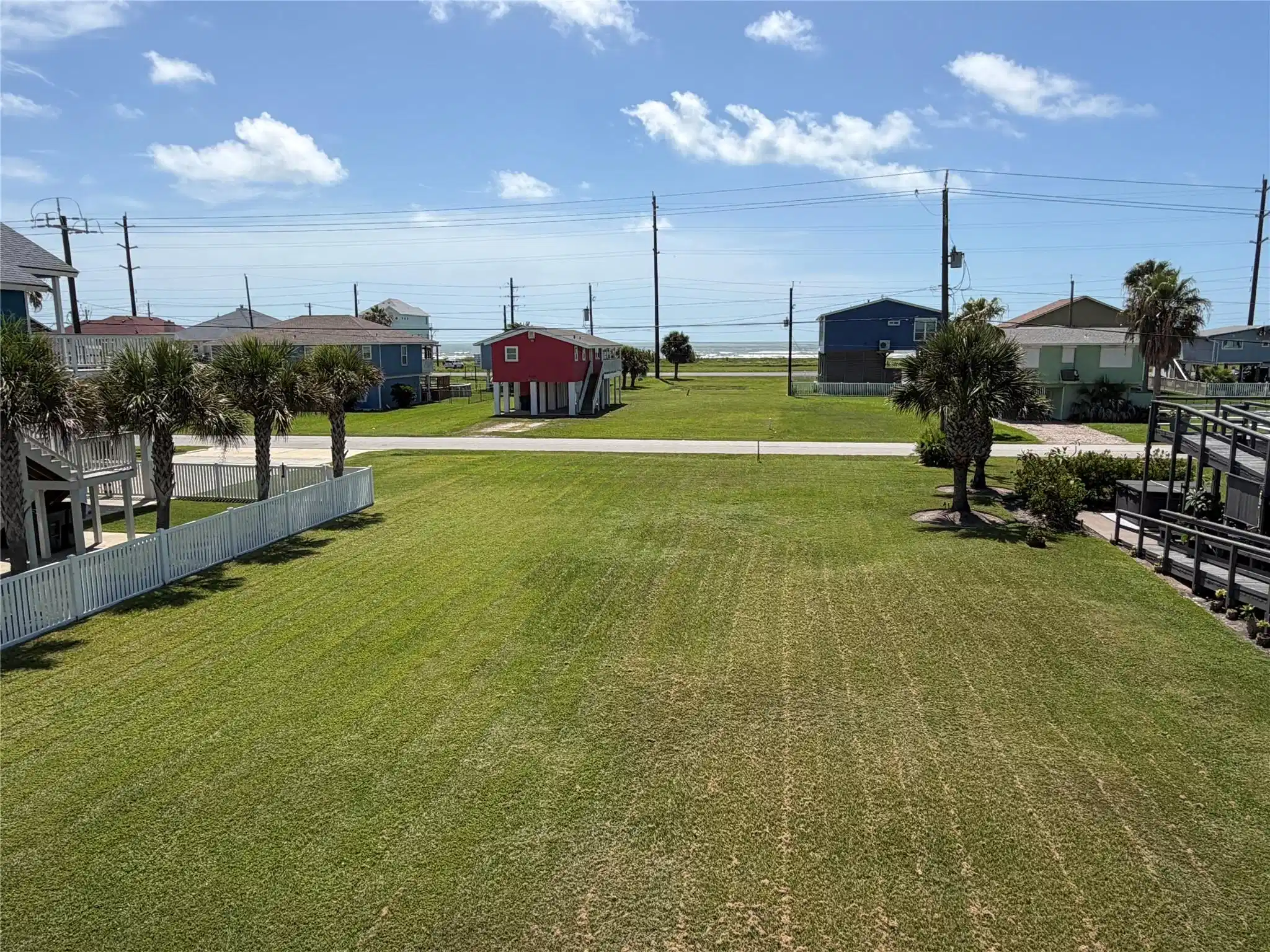 Image 1: Build your dream home on this beautiful lot with b