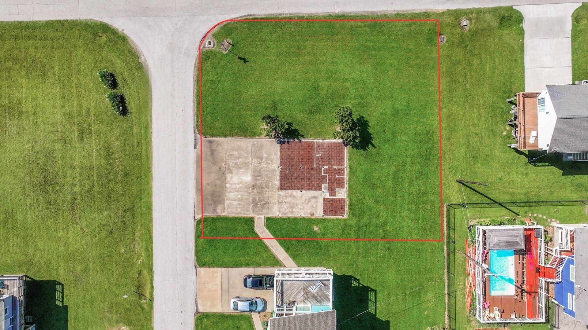 Image 2: Red line shows the approximate property line.