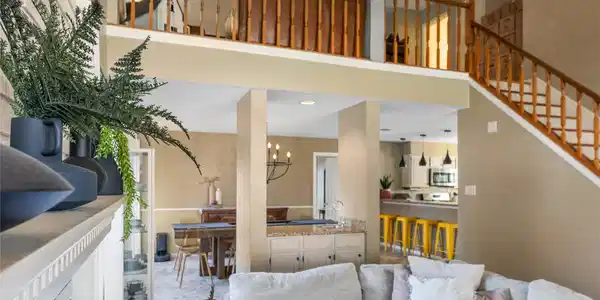 2645 Sawyer Drive