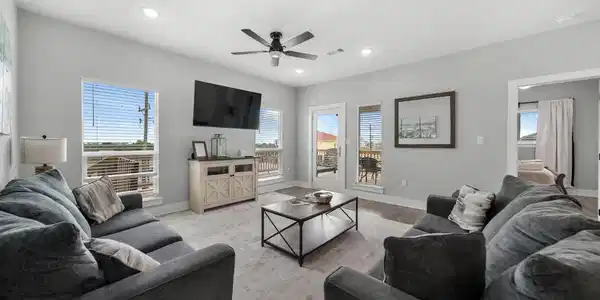 991 Seadrift Drive