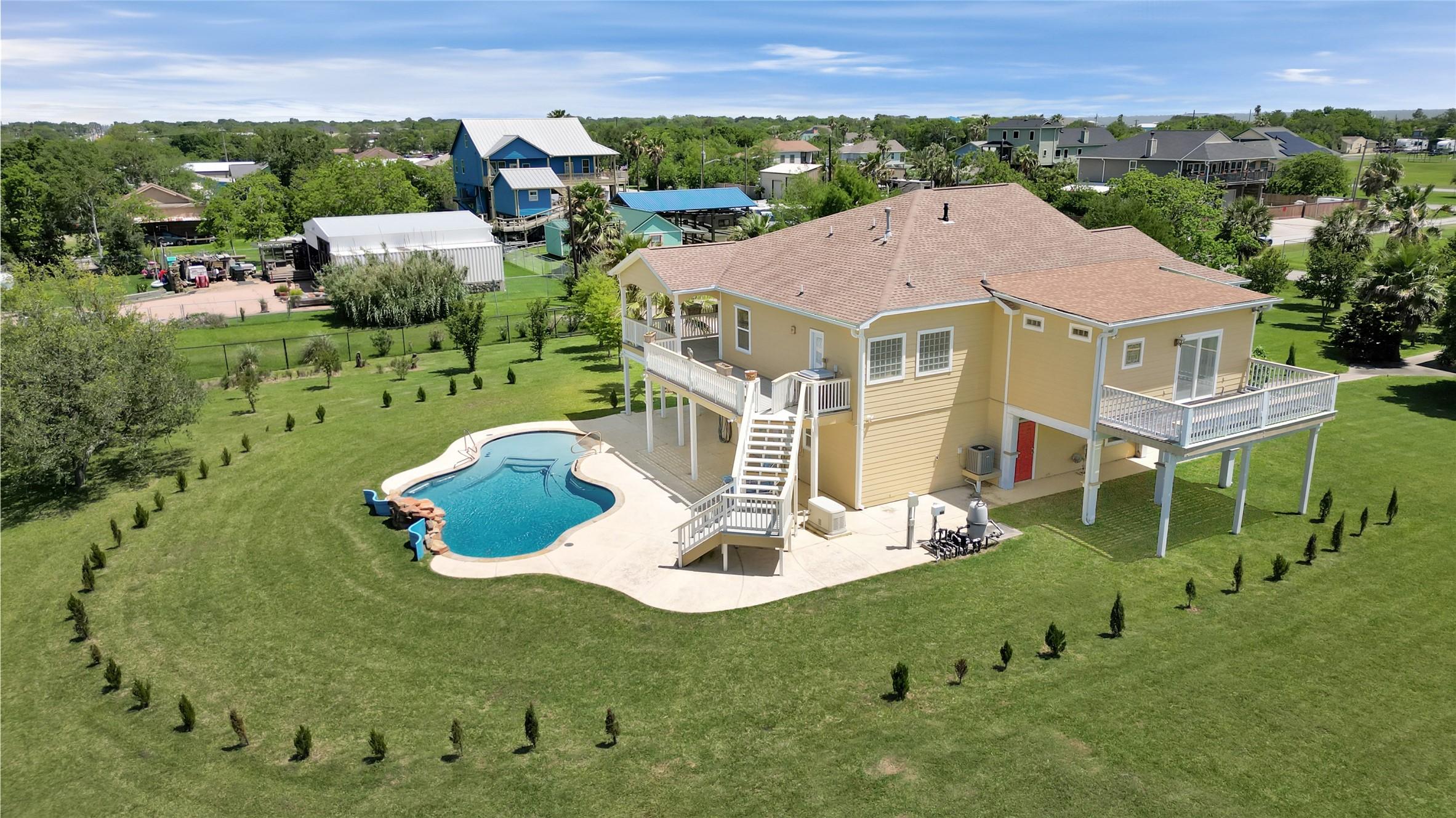 Image 1: Beautiful estate on over an acre, vacation at home