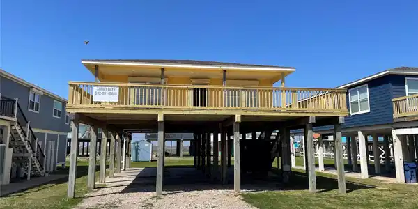 106 Coconut Road