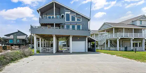 4239 Spoonbill Lane