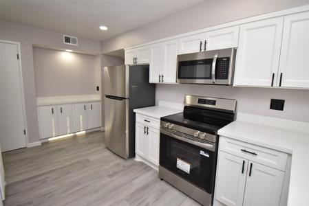 16587 El Camino Real
