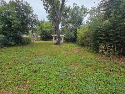 000 Louisiana Ave