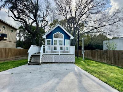 3008 Calhoun Street