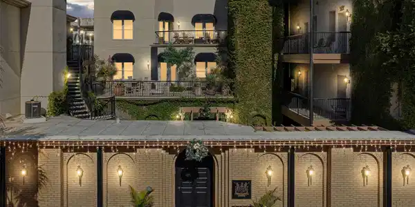Image 4: Front entry of the unit leading to the courtyard.
