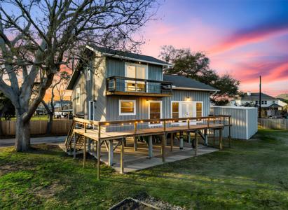 702 E Meyer Road