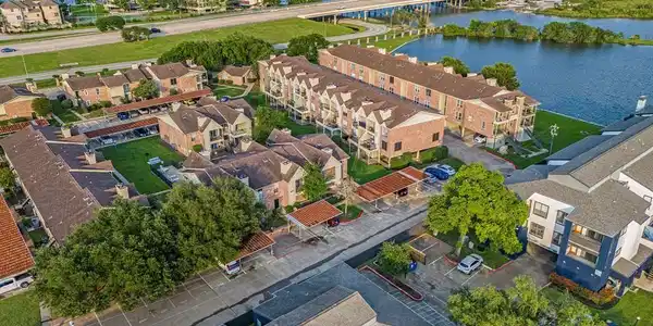 18800 Egret Bay Boulevard