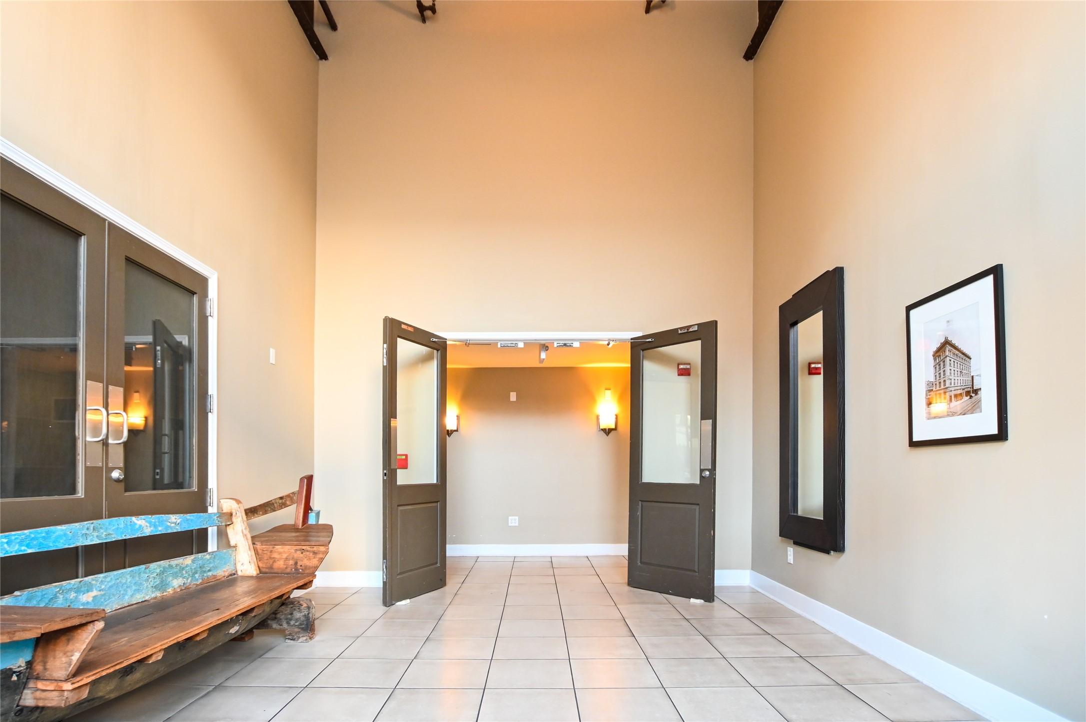 Image 3: Entry Foyer