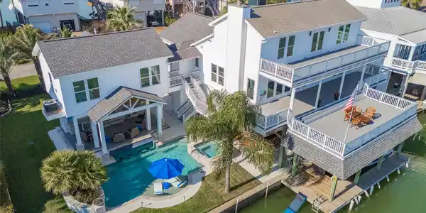 242 Isles End Road