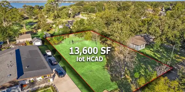 120 N Holly Drive