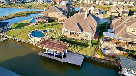 853 Coastal Court