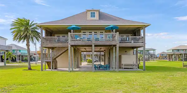 4424 Hatteras Drive