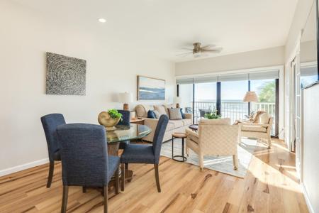 7700 Seawall Boulevard