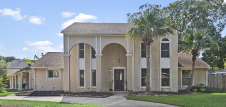 1207 Longledge Drive