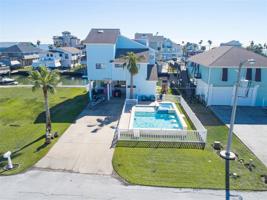 1227 Maui Drive