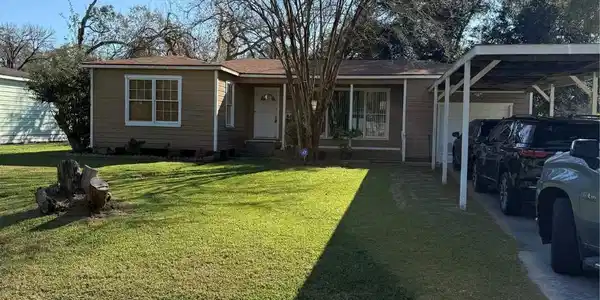 2709 Cedar Drive